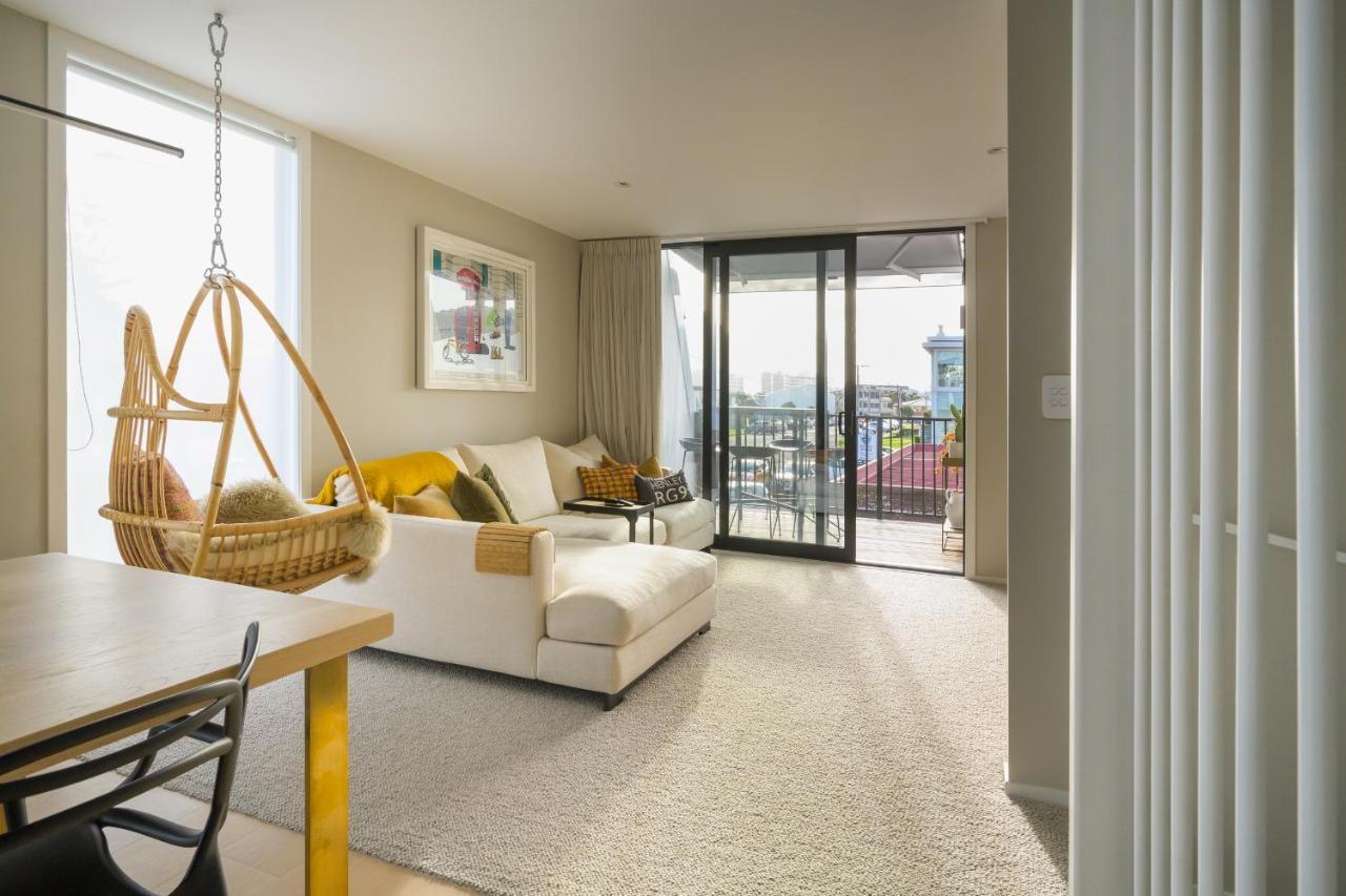 Downtown Mount Maunganui Apartamento Exterior foto